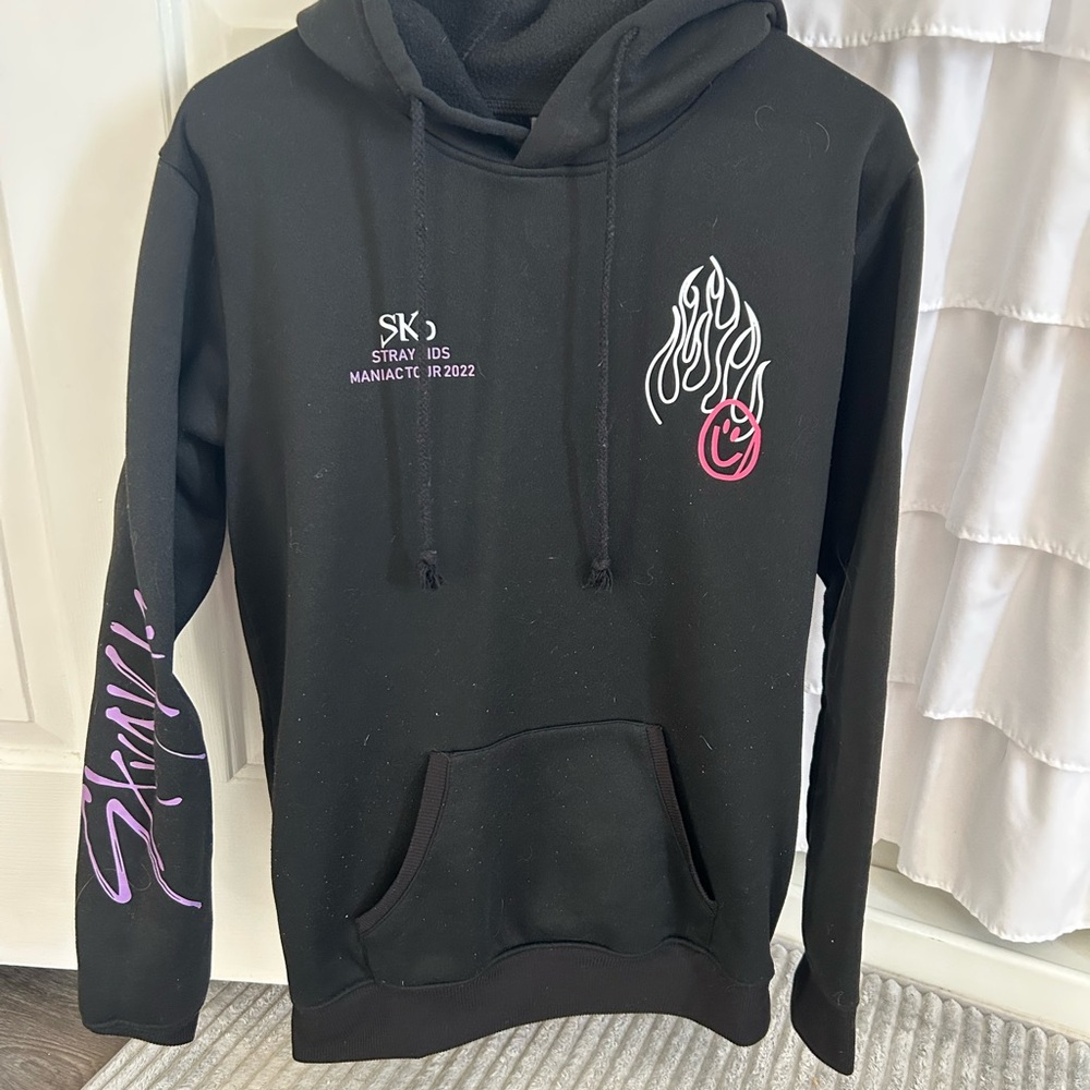 Black Stray Kids Hoodie with Pink and White Graphics